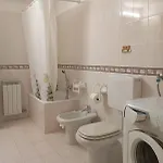 Appartamento Con Suggestiva Vista Mare A Sanremo
