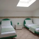 Appartamento Con Suggestiva Vista Mare A Sanremo