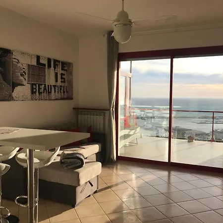 Apartman Con Suggestiva Vista Mare A