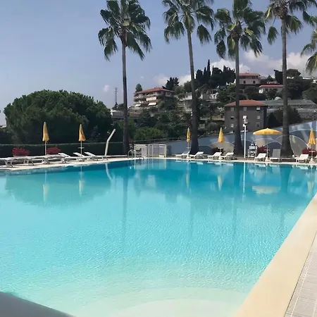 Con Suggestiva Vista Mare A Apartman