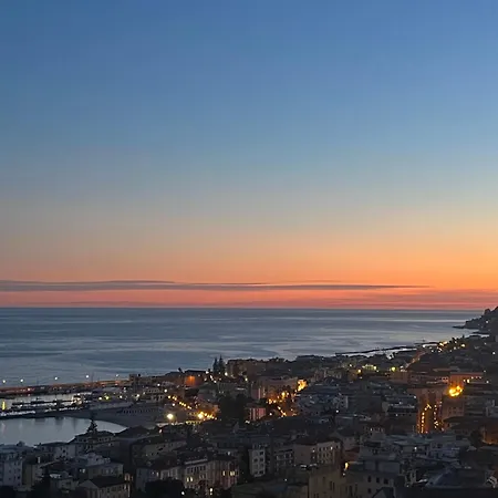 Con Suggestiva Vista Mare A Apartament *