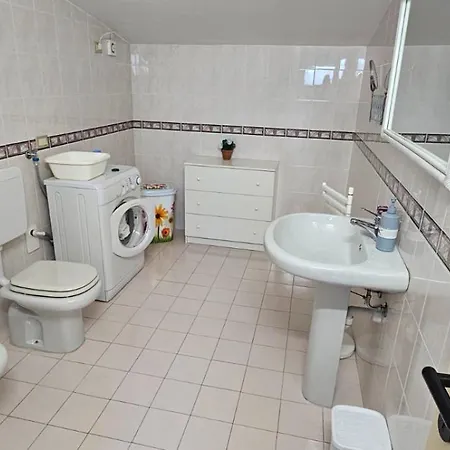 Con Suggestiva Vista Mare A Appartement San Remo