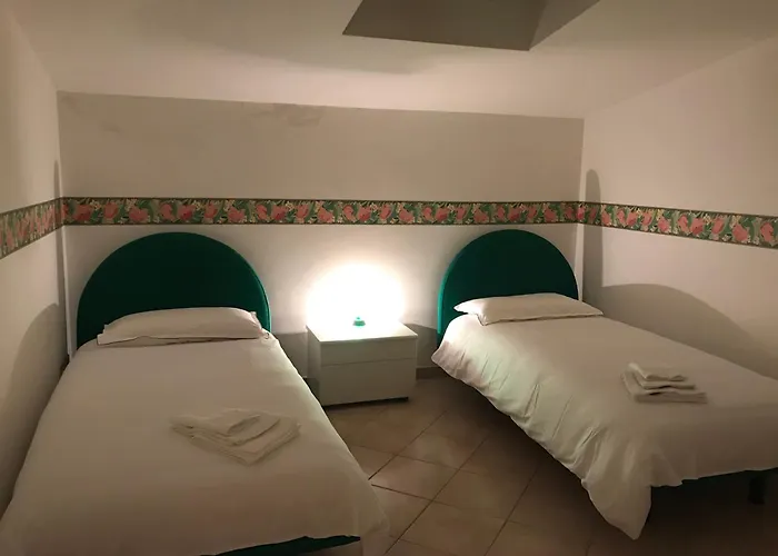 Lägenhet Con Suggestiva Vista Mare A Sanremo
