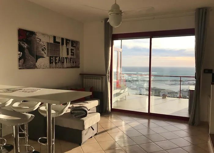 Appartement Con Suggestiva Vista Mare A