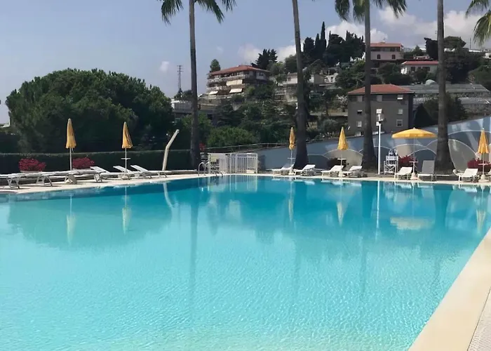 Con Suggestiva Vista Mare A Appartement